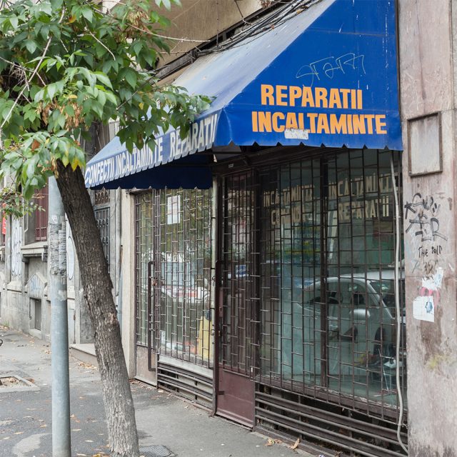 Atelier de Confecții și Reparații Încălțăminte