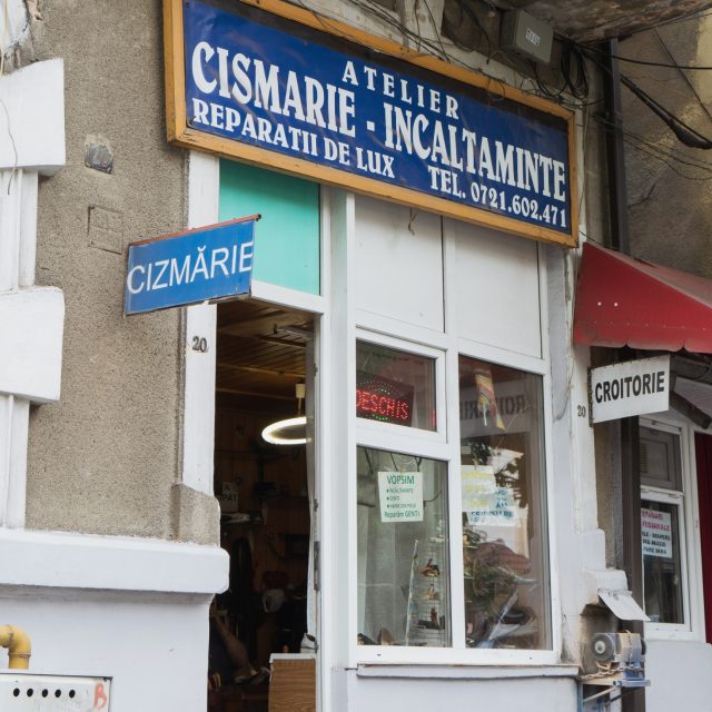 Reparații încălțăminte LUX